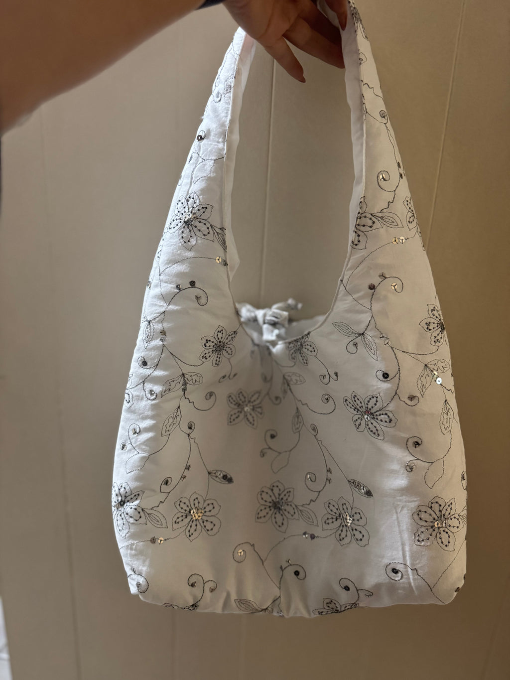 Handmade Floral Puff Shoulder Bag White with Silver Embroidery